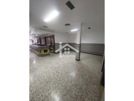 Local en venta en Lucena photo 0