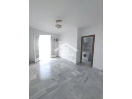 Venta de piso en Lucena photo 0