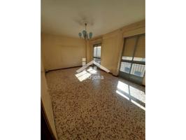 Piso en venta en Lucena photo 0