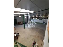 Nave comercial en alquiler en Lucena photo 0