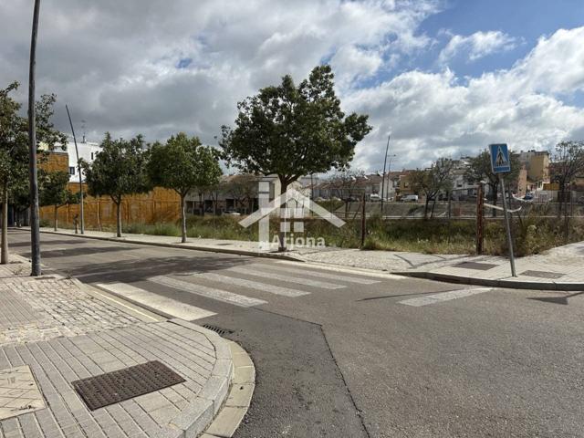 Solar en venta en Lucena photo 0