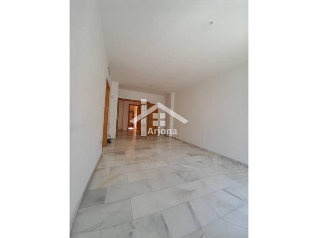 Piso en venta en zona de calle Ancha photo 0
