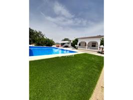 Chalet en venta en La Torca photo 0
