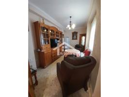 Casa en venta zona semicentro de Lucena photo 0