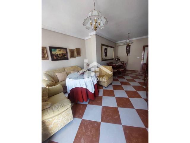 Piso en venta en Lucena photo 0