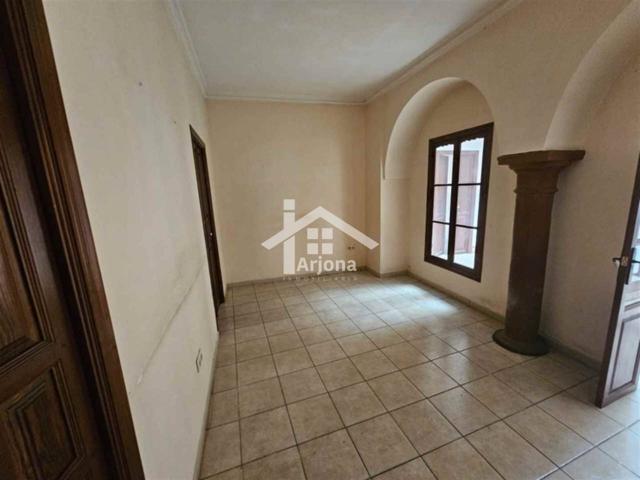 Casa en venta en Montoro photo 0