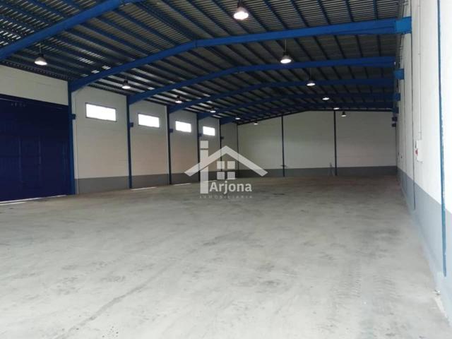 🏭 Nave industrial en alquiler en el Polígono del Pilar de la Dehesa 🚛 photo 0