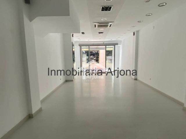 Local en alquiler en Lucena photo 0