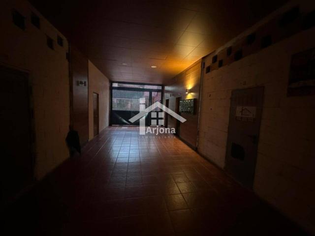 Local en alquiler en Lucena photo 0