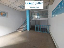 Local en venta en calle Roma photo 0