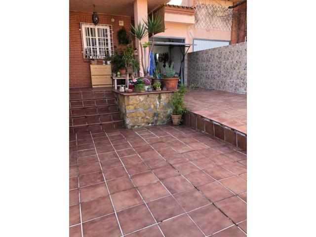 Casa en venta en Jardines de la Yuca photo 0