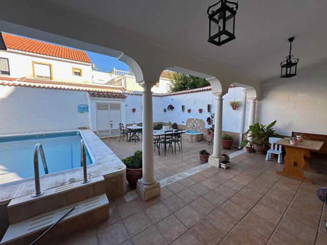 FABULOSA CASA CON PISCINA EN ENCINAREJO. photo 0