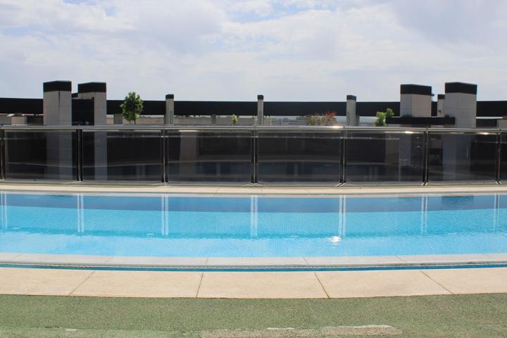 MAGNIFICO APARTAMENTO EN EL TORERITO, CON PISCINA. photo 0