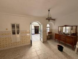 🏡Amplia Casa con Patios y Terraza en el Corazón de Fernán Nuñez photo 0