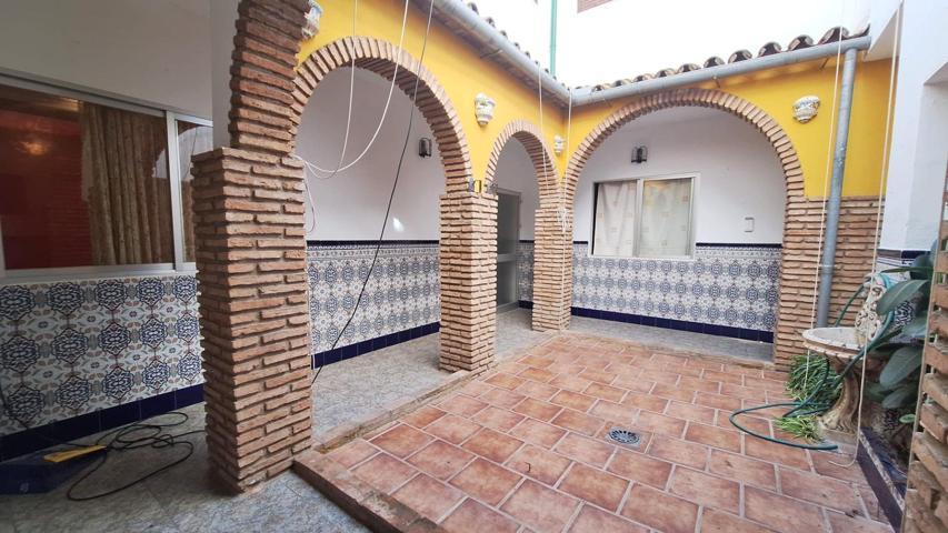 ¡¡ PISO JUNTO AL PALACIO DE VIANA DE CÓRDOBA CON PATIO Y TRASTERO !! photo 0