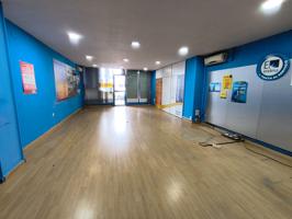 Oportunidad única en la Avenida Ollerias¡¡ photo 0