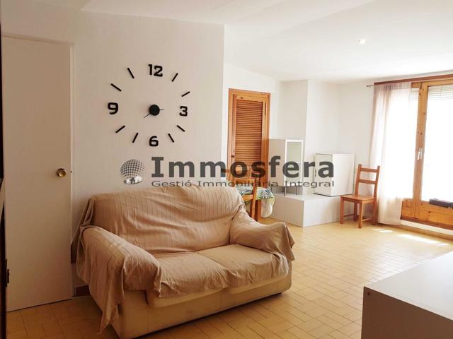 Apartamento con terraza en el Temple photo 0