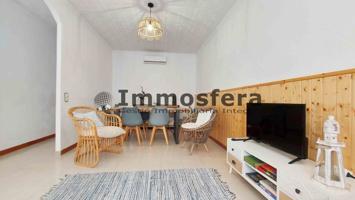 Casa con terraza en Camarles photo 0