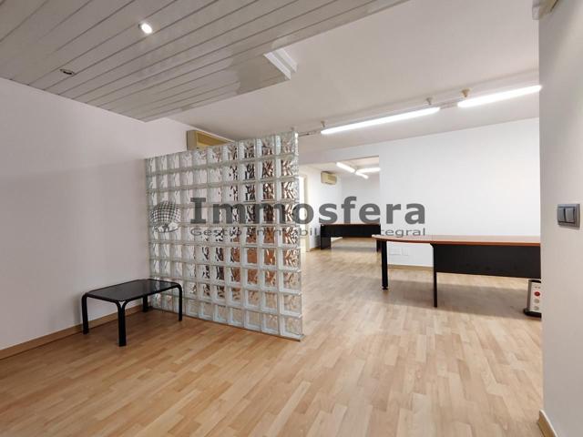 Oficina en el centro de Tortosa photo 0