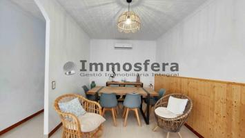 Casa con terraza y almacén en Camarles photo 0