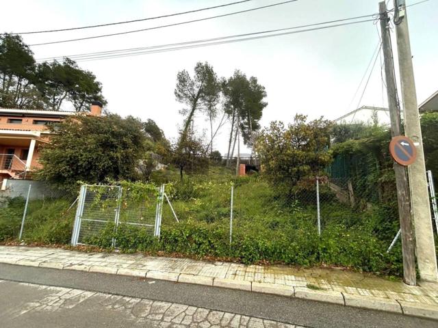 Parcela urbana en venta en Ullastrell photo 0