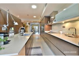 Casa Adosada en Venta en Sant Pere Nord photo 0