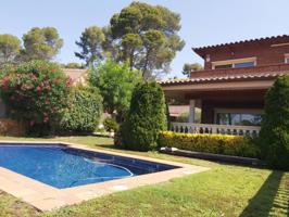Casa en venta en Sant Cugat del Vallès - Valldoreix photo 0