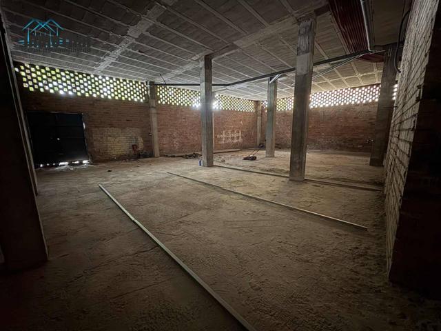 LOCAL EN VENTA ZONA SUR photo 0