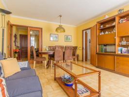 Piso En venta en Es Castell photo 0