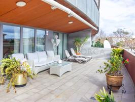 Piso En venta en Maó photo 0