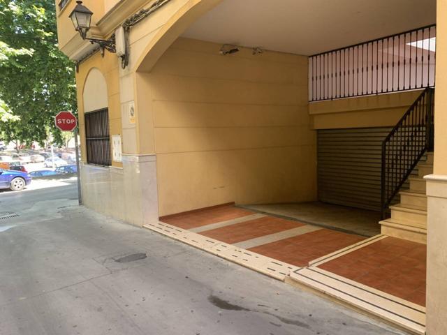 Garaje en venta en Cabra photo 0