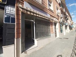 Venta de local comercial en Lucena photo 0