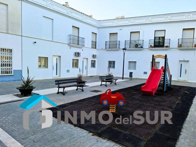 Venta de local comercial en Estepa photo 0