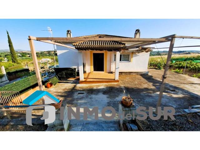 Venta de finca rústica en Monturque photo 0