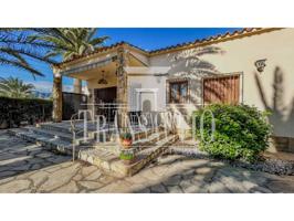 Casa en venta en L'Hospitalet de l'Infant photo 0