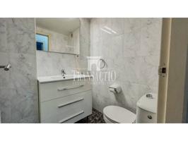 Piso en venta en Port-Horta de Santa Maria photo 0
