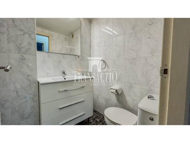 Piso en venta en Port-Horta de Santa Maria photo 0