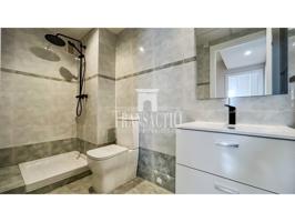 Duplex en venta en Plaça d'Europa-Covamar photo 0