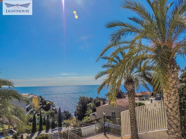 Casa en venta en La Tortuga (Lloret de Mar) con licencia turística. photo 0