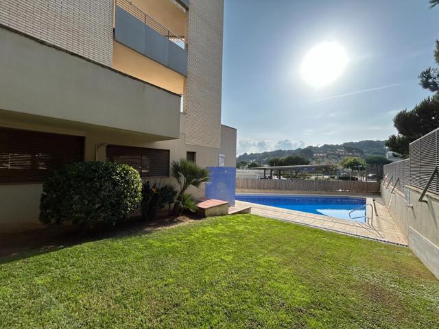 Excelente atico duplex en venta en Fenals photo 0