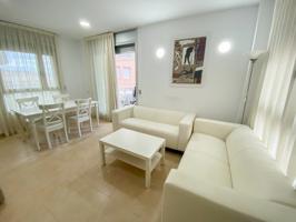 Apartamento de dos dormitorios en Fenals photo 0