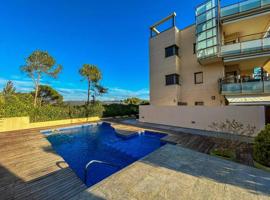Exclusivo Ático en Fenals – Santa Clotilde con Solárium Privado y Vistas al Mar photo 0