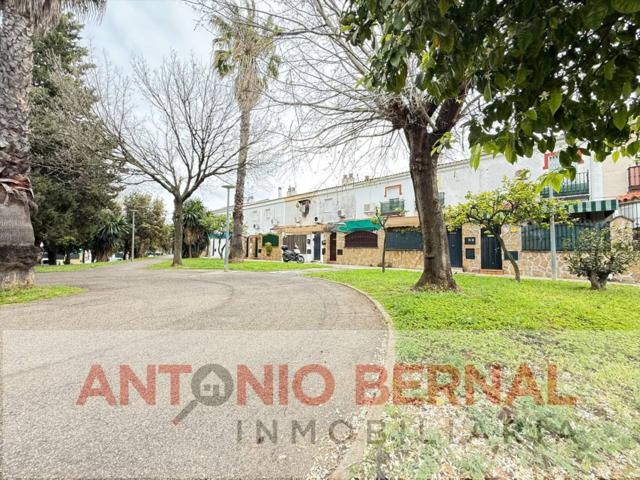 Casa adosada en venta en Oeste(11408) photo 0
