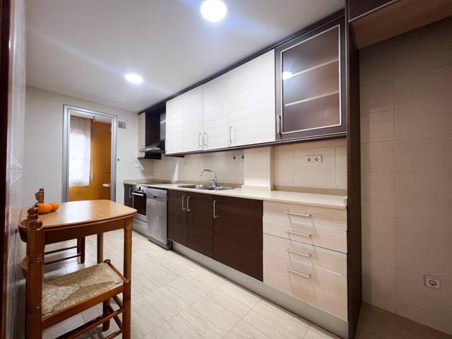 Piso amplio. photo 0