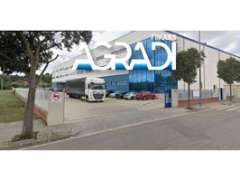 NAVE LOGISTICA TIPO C GRANOLLERS. photo 0