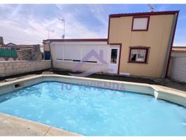 Chalet Rustico en VENTA en Cubillas de Santa Marta photo 0