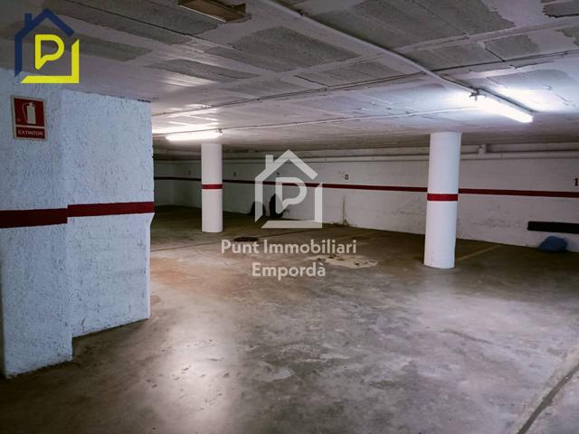 Venta de plaza de aparcamiento en Llançà photo 0