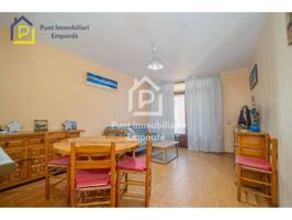 Apartamento en venta en Empuriabrava photo 0