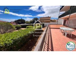 APARTAMENTO DE DOS DORMITORIOS EN LES GARRIGUES CON TERRAZA Y VISTAS AL JARDÍN photo 0