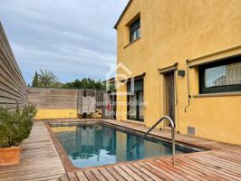 Gran casa en venta en La Bisbal d'Empordà. photo 0